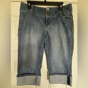 Lee One True Fit Denim Capris, Size 12M – Laid-Back & Comfy!